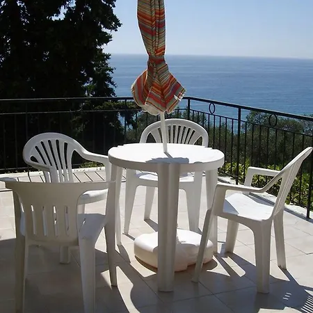 Golden Nests Apartament Agios Gordios (Corfu)
